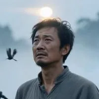 倔三