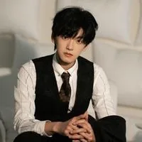 강준위(캉쥔웨이)