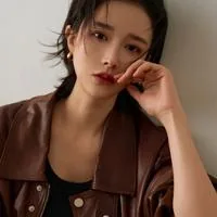 李艾瑾