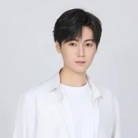 李波