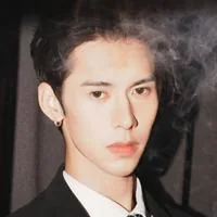李丞弈