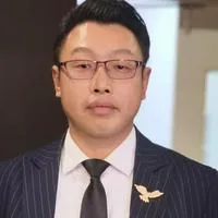 李东东