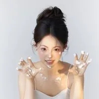 李洛伊
