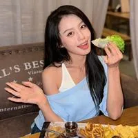 李梦莹