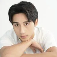 李鸣
