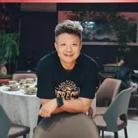 李强