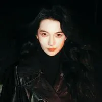 李卿绮