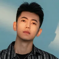 李泉成