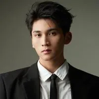 李思杨