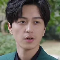李天琪