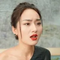李文静