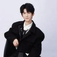 李显