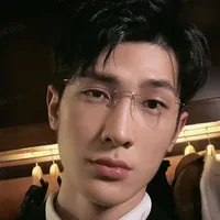 李向哲