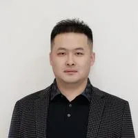 李亚庭