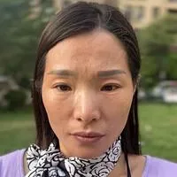 李艳飞