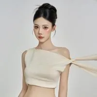 李泱