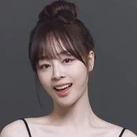 李伊蔓