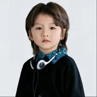 李允易