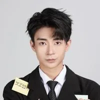 李泽辉