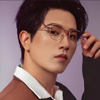 李致逸