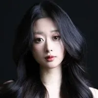 李芷依