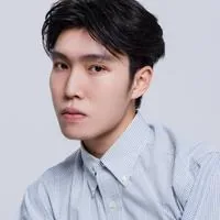 李卓奇