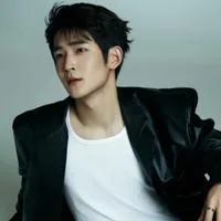 李子铭