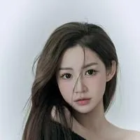 梁心心