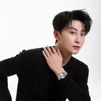 유혁유(류이위)