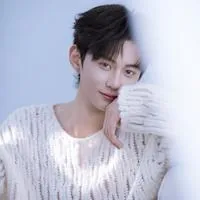 용라람(룽뤄란)