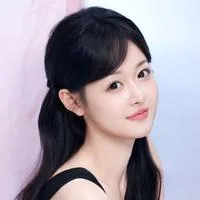 용흔흔(룽신신)
