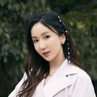 娄艺潇