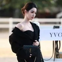 鲁倩倩