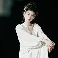 栾烜