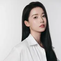 罗佳雯
