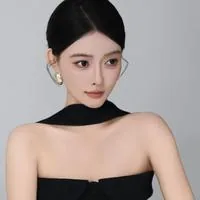 珞妍