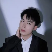 吕泉霖
