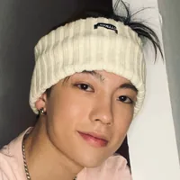 毛心童