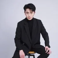 孟健
