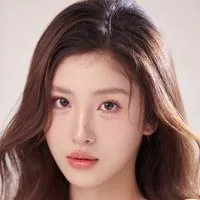 倪艺菲