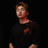 彭博