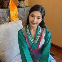 强巴央宗