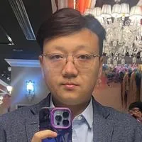 秦燚