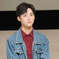 Qiu Junlong