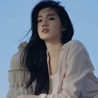 屈恬伊