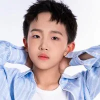 任翱东