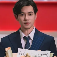 邵泓菲
