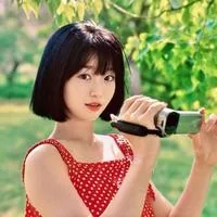 沈施彤