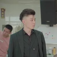 石培德