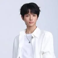 四字导演